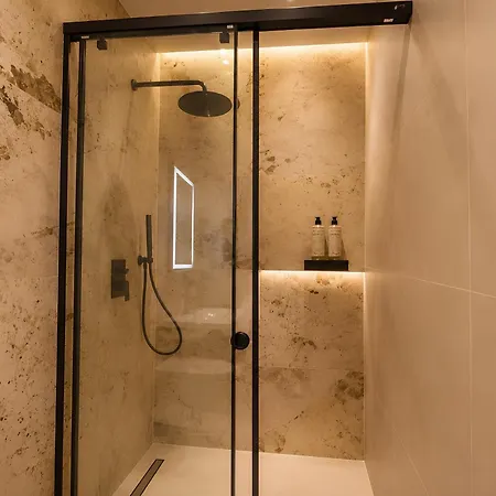 Labiatan Luxury Shkodër