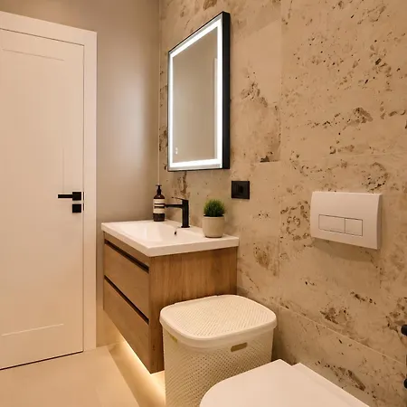 Labiatan Luxury Lejlighed