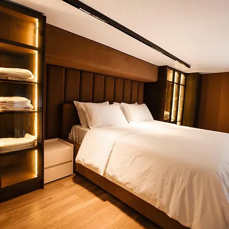 Labiatan Luxury *
